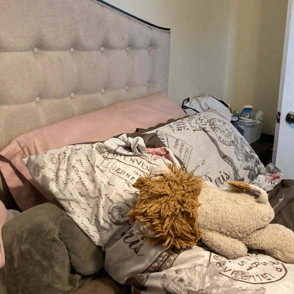 mia_mantilla